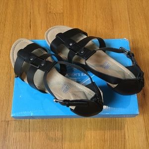 St. John's Bay black sandals